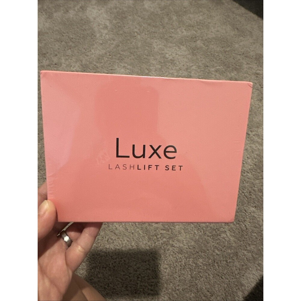 Luxe Cosmetics LashLift Kit Complete Set for Eyelash Lifting New Sealed